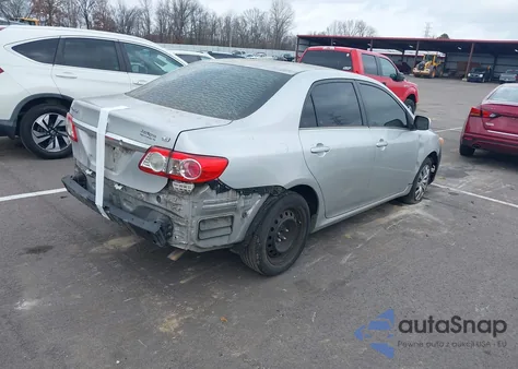 2013 Toyota Corolla Le z USA, uszkodzony, nr VIN 2T1BU4EE9DC074148